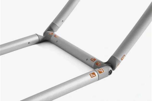 Taustaseinad - Erikujulised - Vario Qring - AdExpo